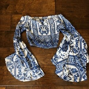 LF seek the label blue Greece top